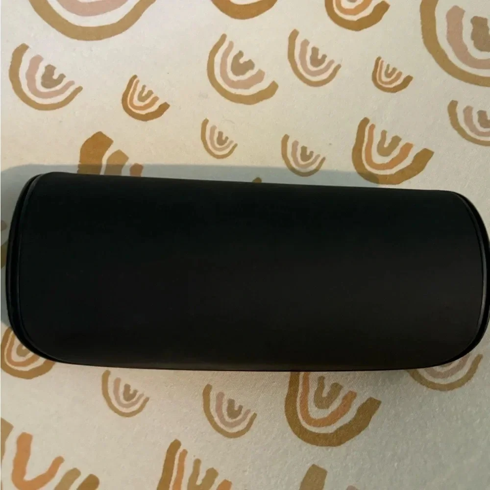Armani  Exchange Black Hard Sunglass case with cleaning‎ cloth